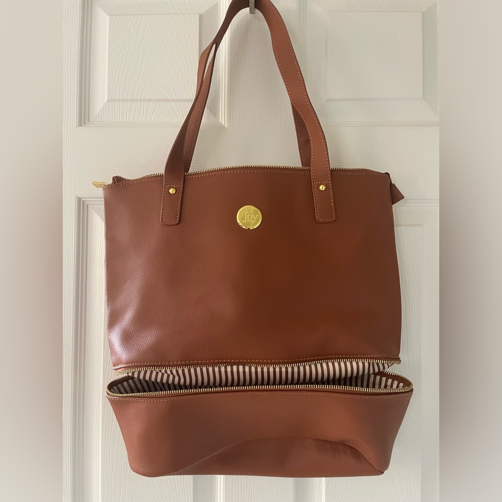 Brown leather tote shoulder bag